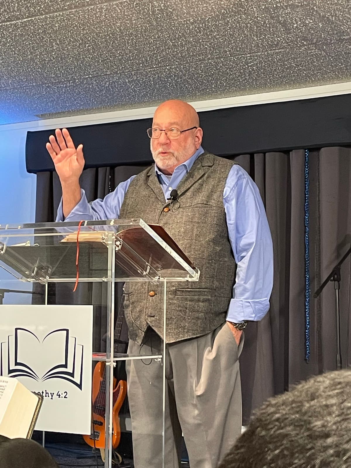 Dr. Marvin Jones preaching at Chehalem Valley Baptist Church in Oregon